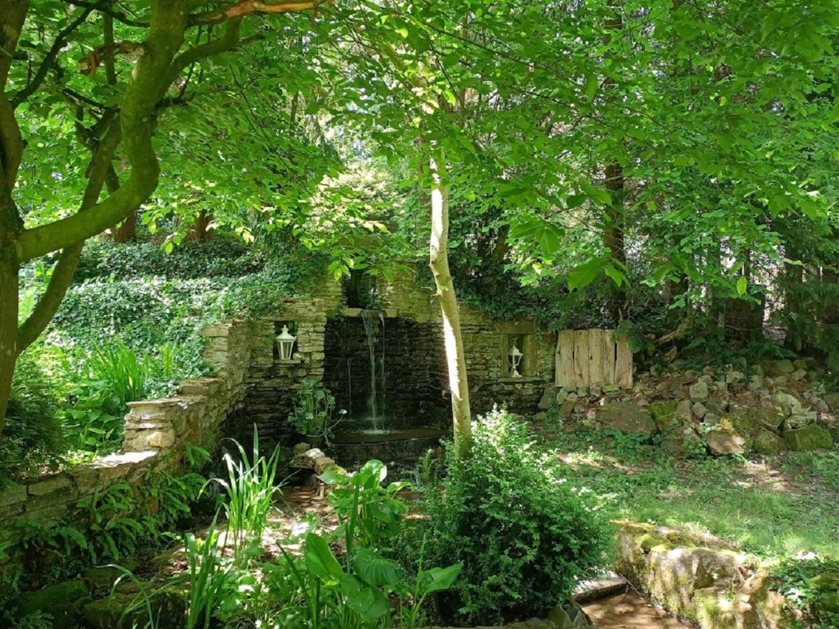 Le Moulin De Benneville Chambres D'Hotes, Petit Dejeuner Compris Cahagnes Exterior photo